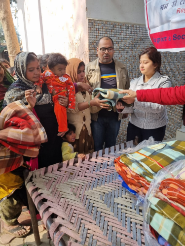 Blankets Distribution